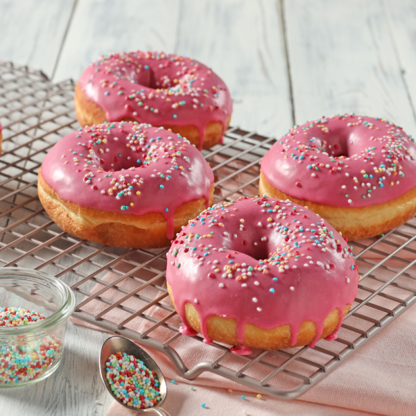 Donut mit Erdbeer Füllung