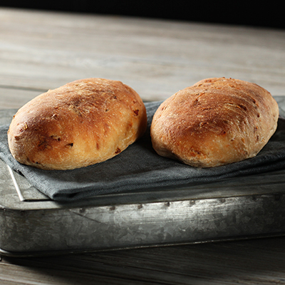 Paninibrötchen Tomate