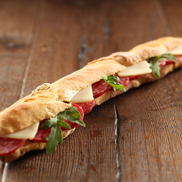 Olivo mit Salami