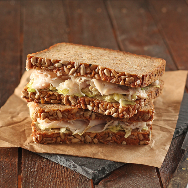 Frankenkorn mit Avocadocreme und Pute