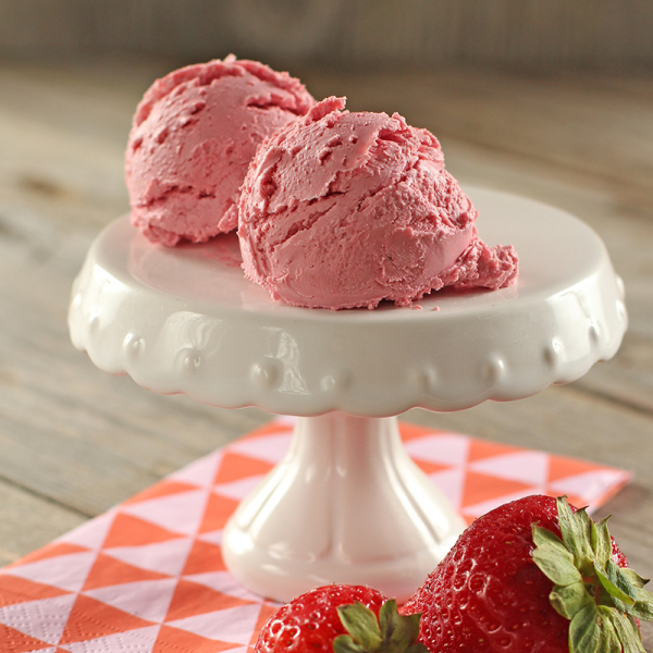 Eiskugel Erdbeer