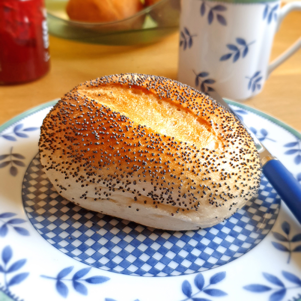 Wochenendbrötchen Mohn