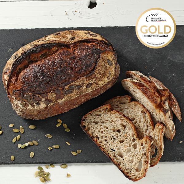 Kürbiskernbrot mit wilden Hefen