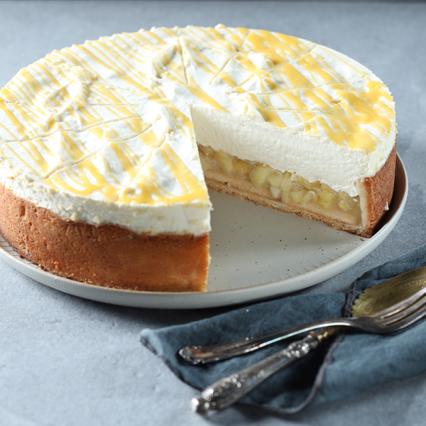 Apfel-Calvadostorte mit Eierlikör