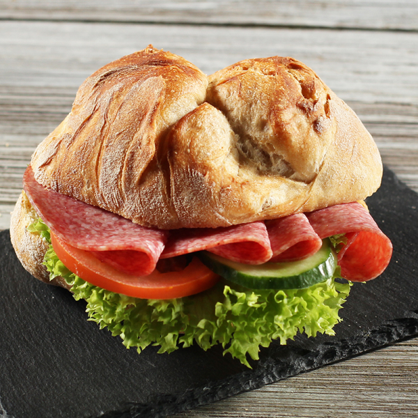 Knautzen mit Salami
